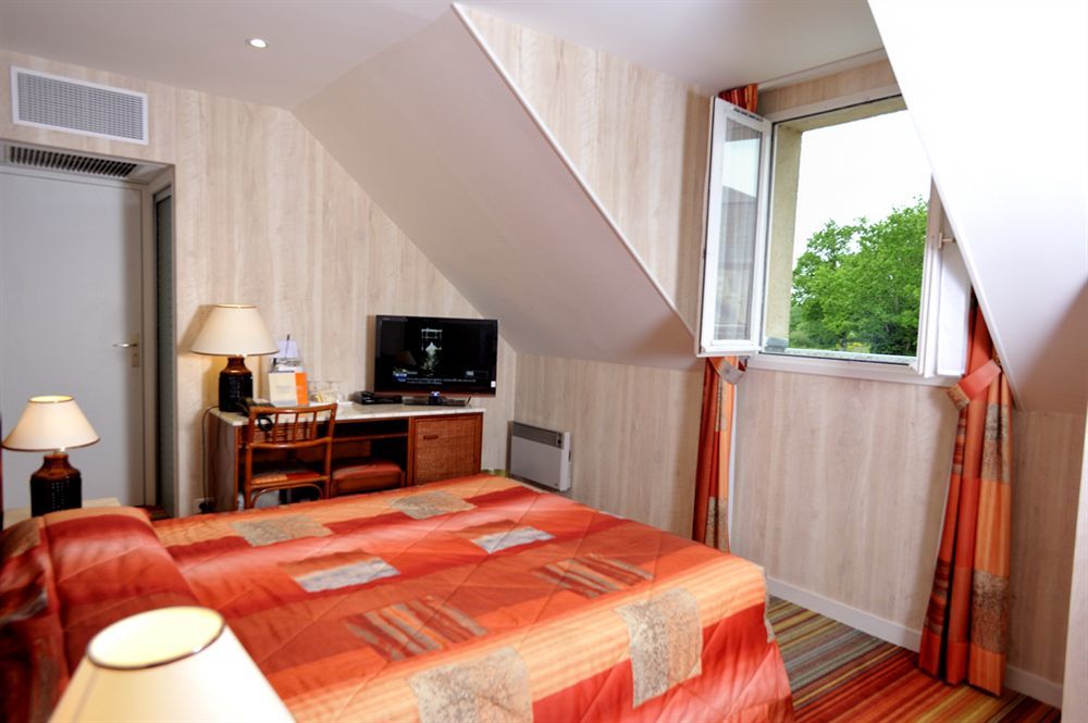 Au Relais Du Gue De Selle Hotel Mezangers Bagian luar foto